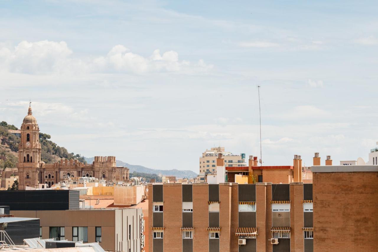 In The Historic Center Of Malaga, Very Close To The Beach And The Ave Train Station, With Private Parking Exterior photo